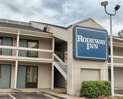  Stay at this business-friendly hotel in Billings. Enjoy free breakfast, free WiFi, and free parking. Our guests praise the helpful staff and the clean rooms in our reviews. Popular attractions Dehler Park and Pioneer Park are located nearby. Discover genuine guest reviews for Rodeway Inn Billings Logan Intl Airport, Near St. Vincent Hospital along with the latest prices and availability ... 